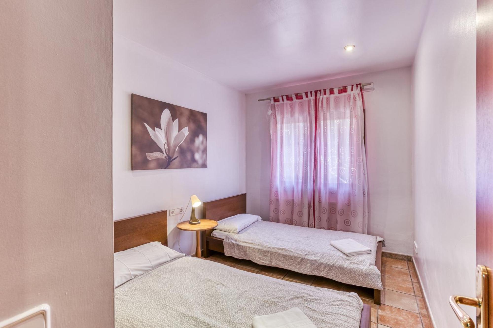 Fantastic Family Villa Л'Естартіт Екстер'єр фото