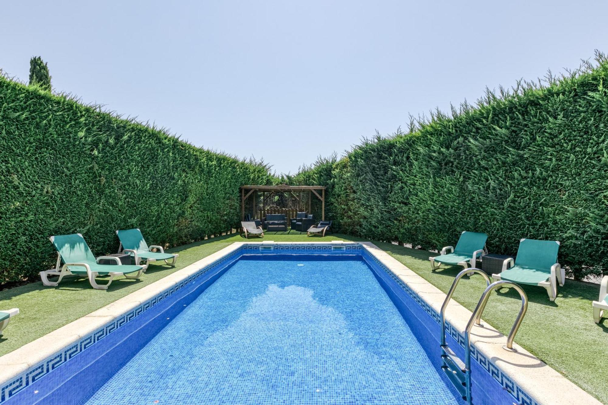 Fantastic Family Villa Л'Естартіт Екстер'єр фото