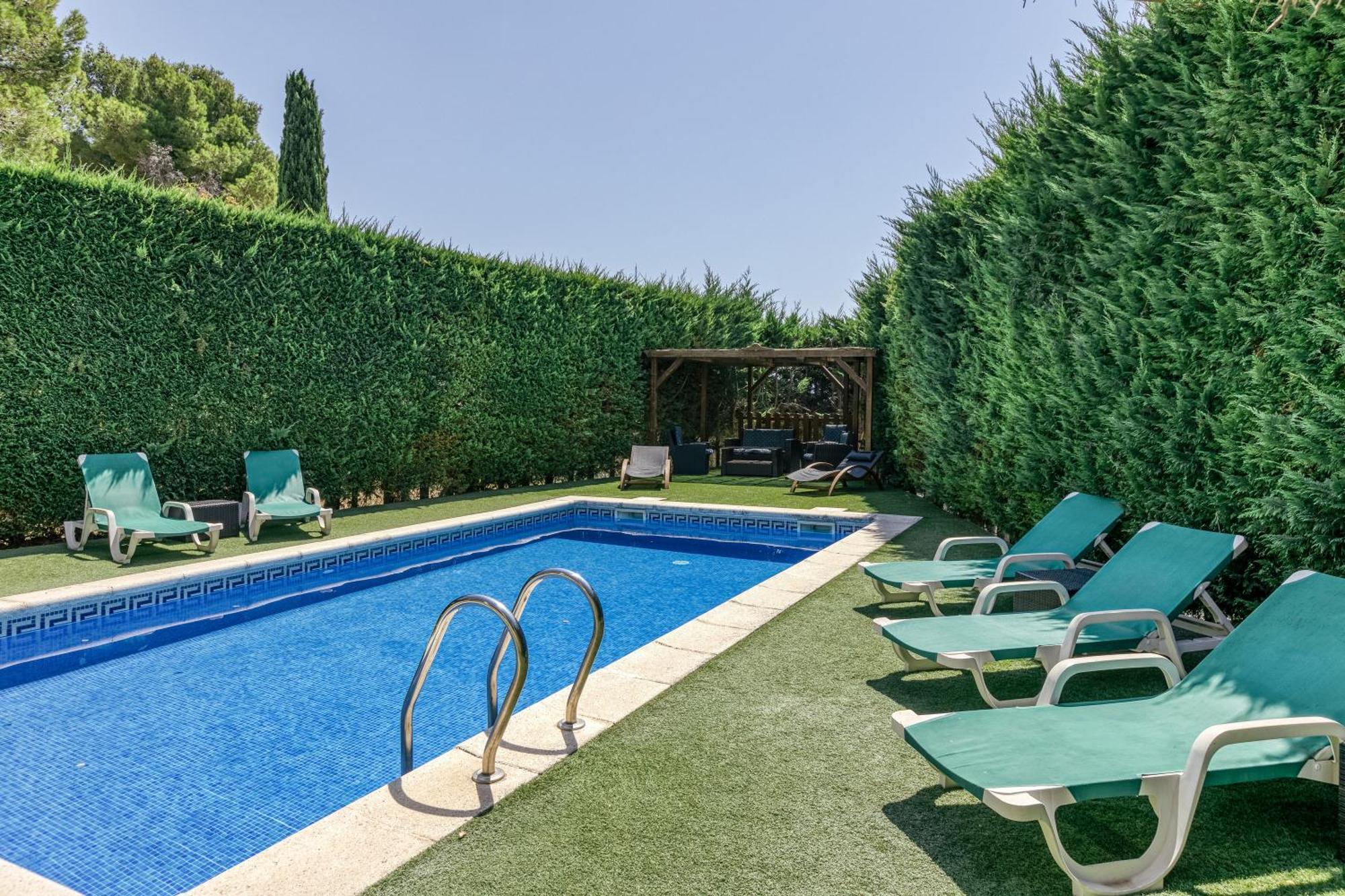 Fantastic Family Villa Л'Естартіт Екстер'єр фото